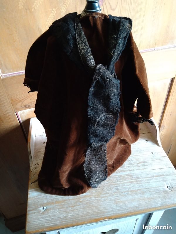 Robe Katell, Tenue pour poupée Cathie de Bella | atelier-arianne