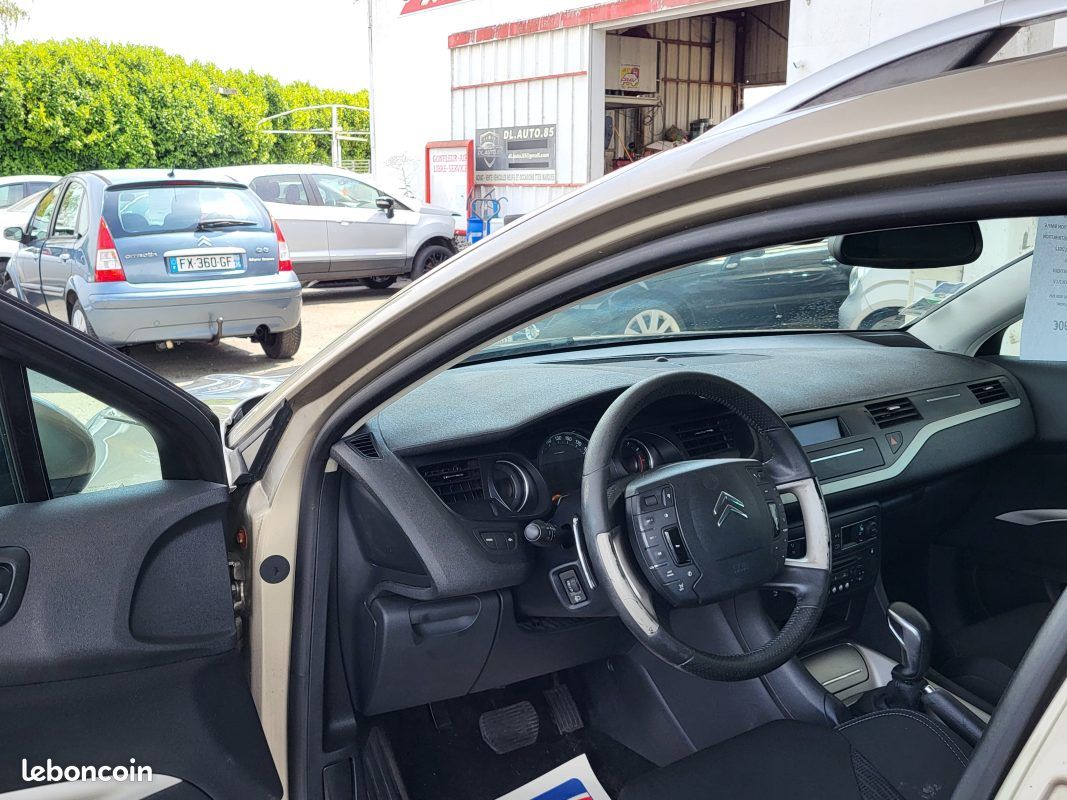 Citroën c5 iii break (rw_) 1.6 vti 120 2012 (image 10)