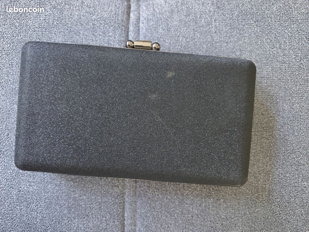 Pochette femme (image 2)