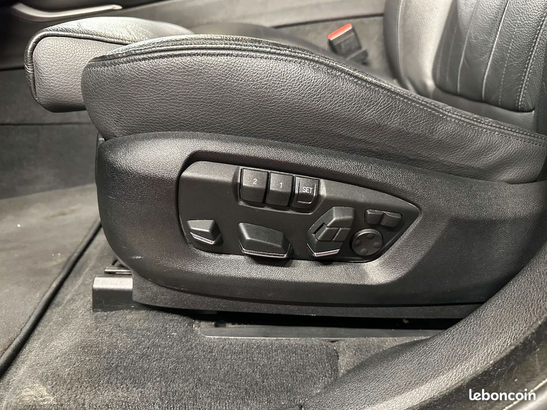 BMW X6 F16 xDrive40d 313 ch M Sport A | TOIT OUVRANT | HK | SIEGES ELECTRIQUES CHAUFFANTS 26880 (image 34)