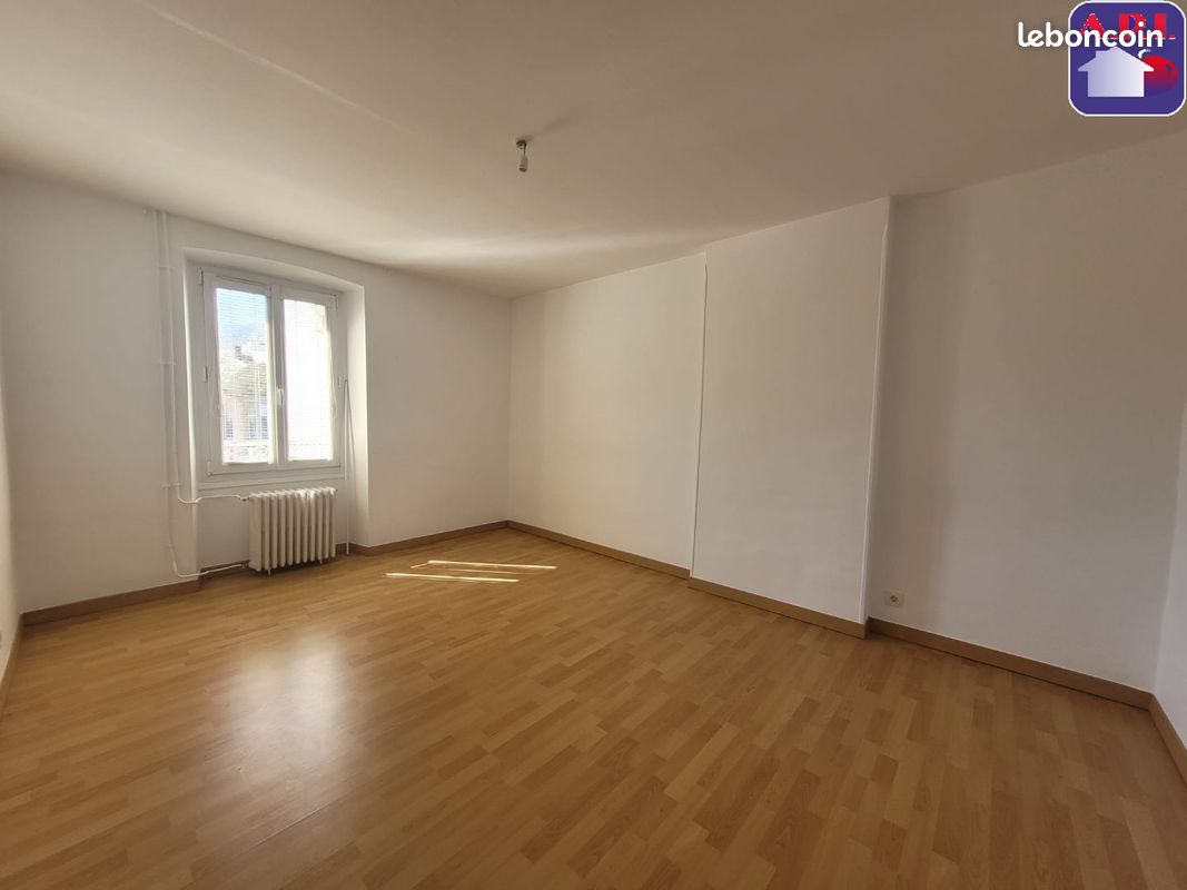 Appartement 4 pièces 97 m² · à Foix · 97 m² · 650 €/mois