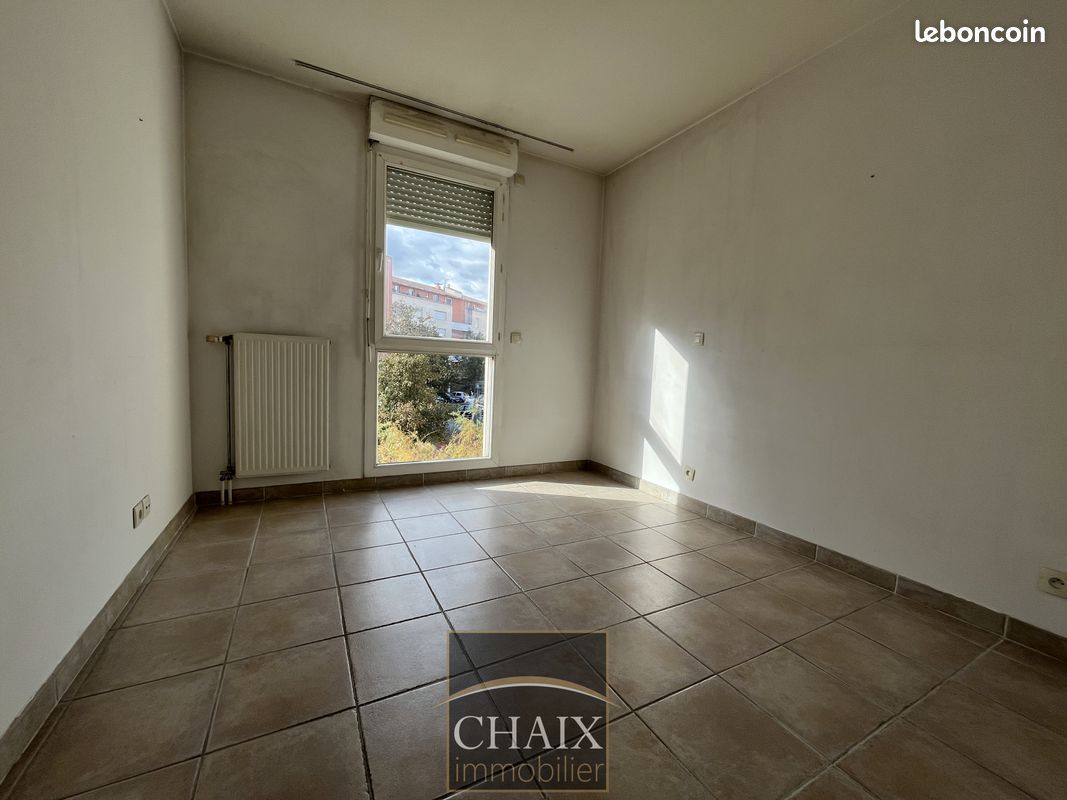 Appartement a louer aubagne - 2 pièce(s) - 45 m2 - Surfyn