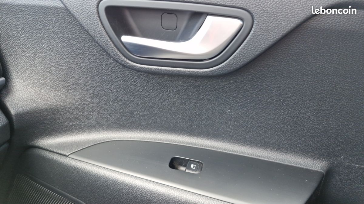 Kia Stonic 1.0 T-GDI 100 CH Active Business (image 34)