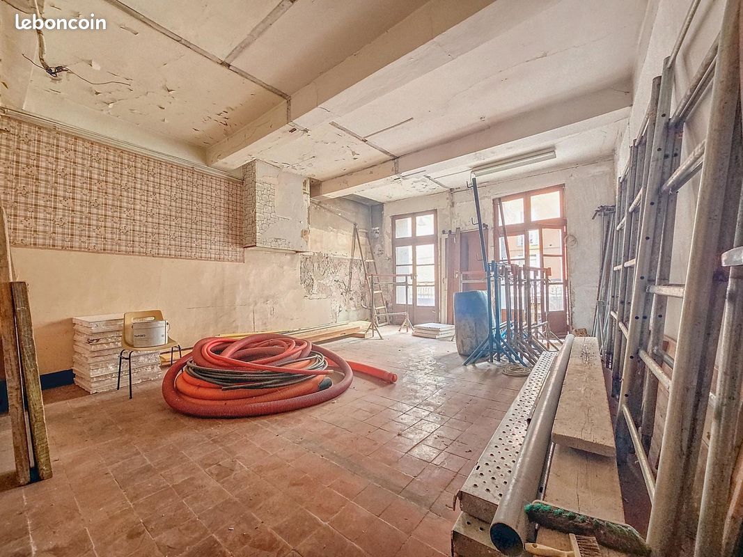 Immeuble 175 m² · à Bédarieux · 175 m² · 95 000 €