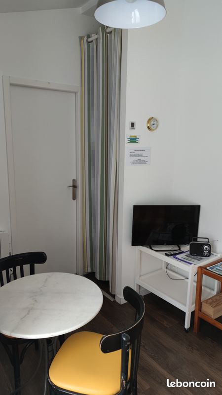 A 100 m de la plage, très jolie maisonnette avec préau et jardin (image 15)