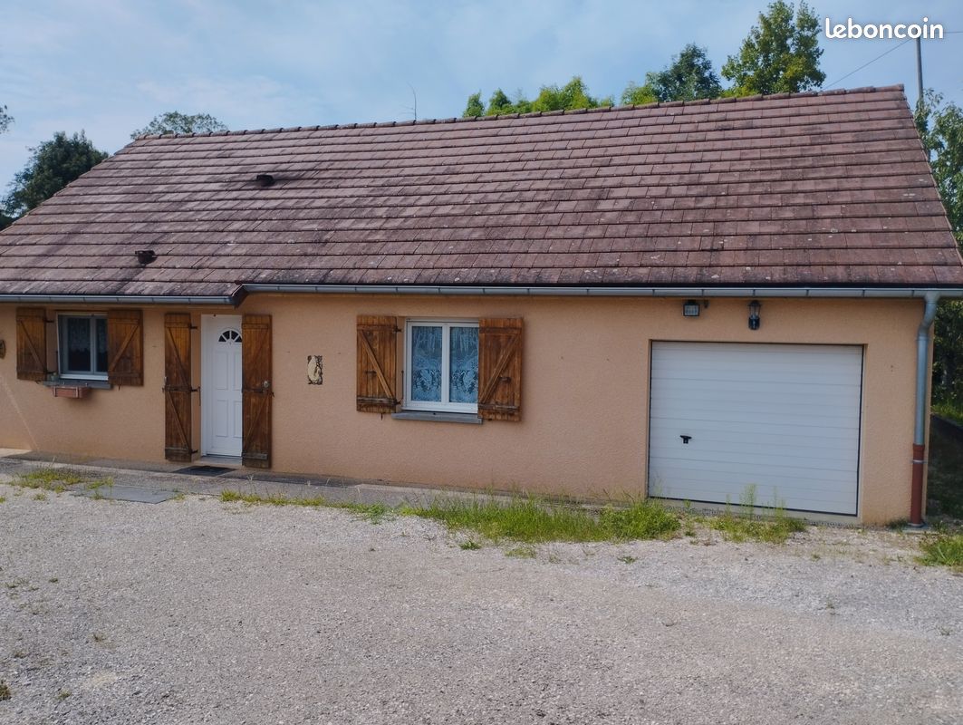 Maison 3 pièces 77 m² · à Bletterans · 77 m² · 215 000 €