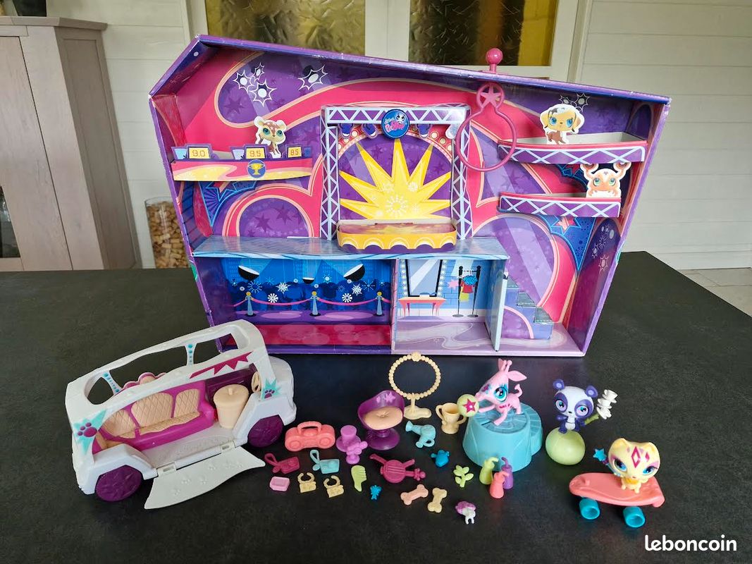 Pet Shop (image 1)