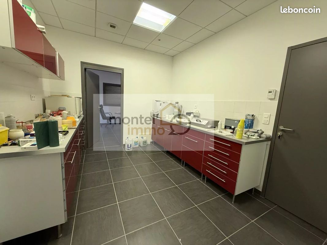 Local 205 m² Sauzet (image 10)