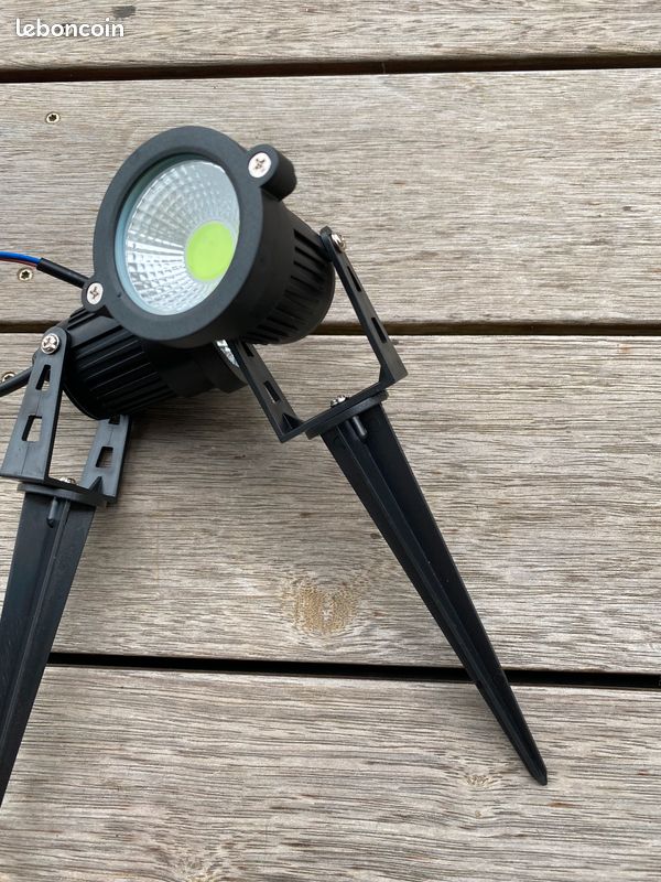 Spot jardin Led (image 1)