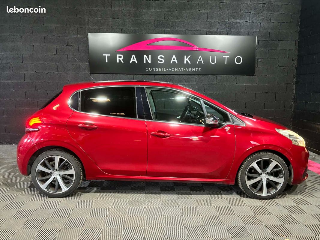 PEUGEOT 208 1.6 BlueHDi 100ch SS BVM5 Féline/2 eme Main/ Distri OK (image 5)