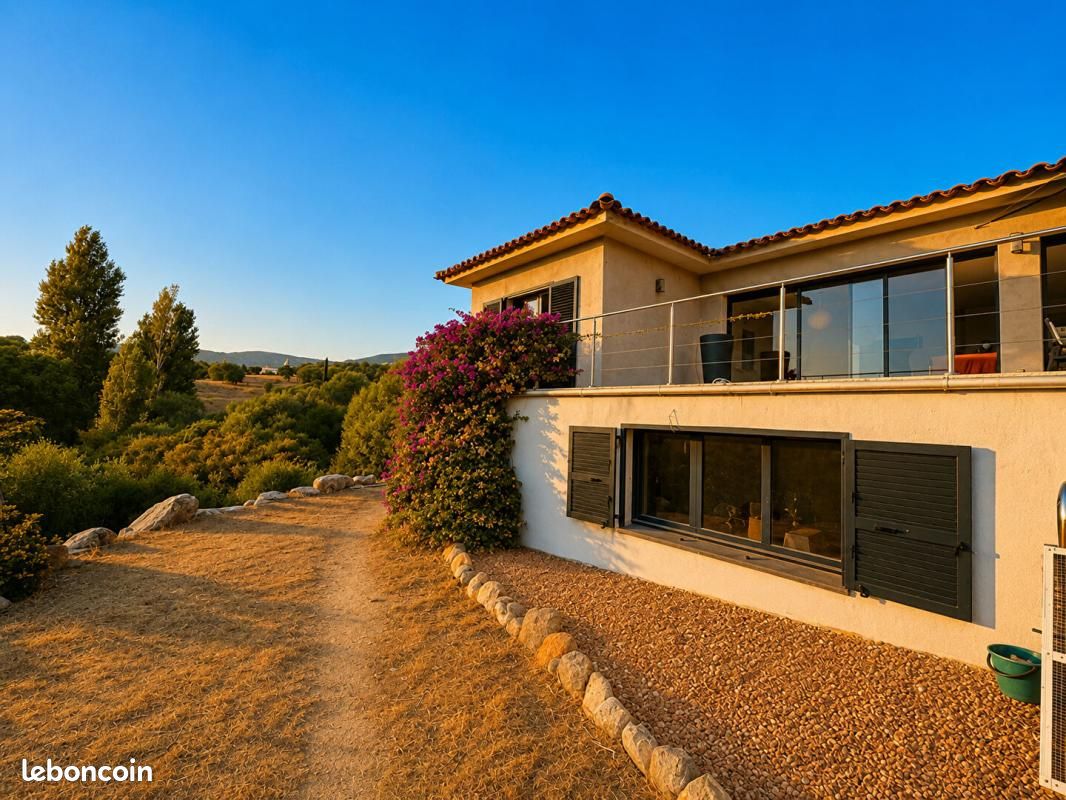 Maison 6 pièces 204 m² · à Figari · 204 m² · 650 000 €