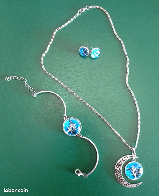 Parure collier bracelet boucles oreilles motifs arbre de vie protégé par rond transparent bombé neuf (image 1)