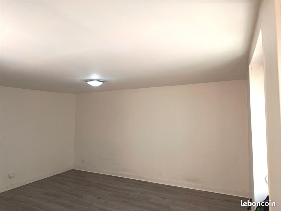 Appartement 1 pièce 26 m² · à Saint-Nicolas-de-Port · 26 m² · 330 €/mois