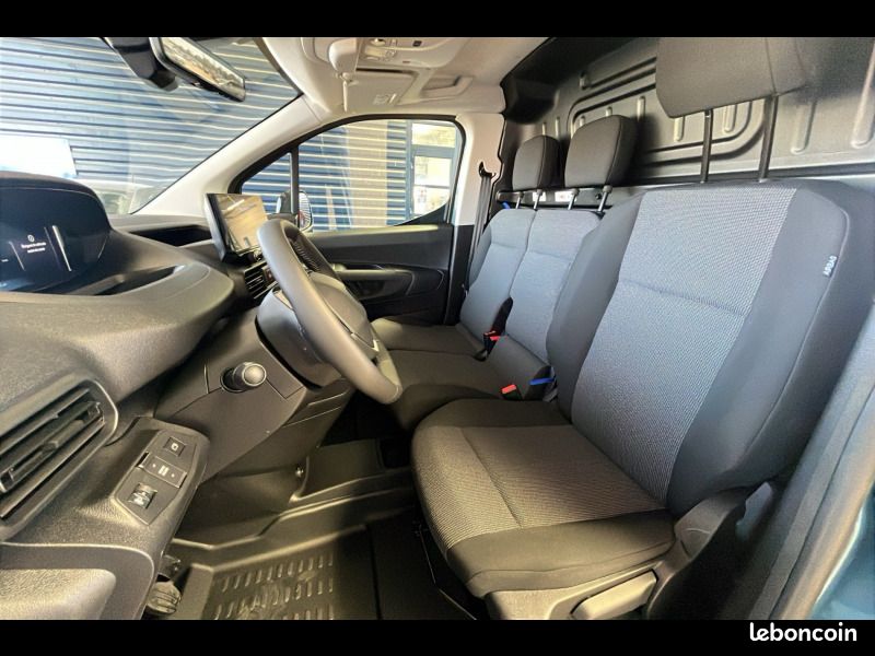 Peugeot Partner FGN DIESEL 100 CH M MANUELLE PRO SKILL (image 16)