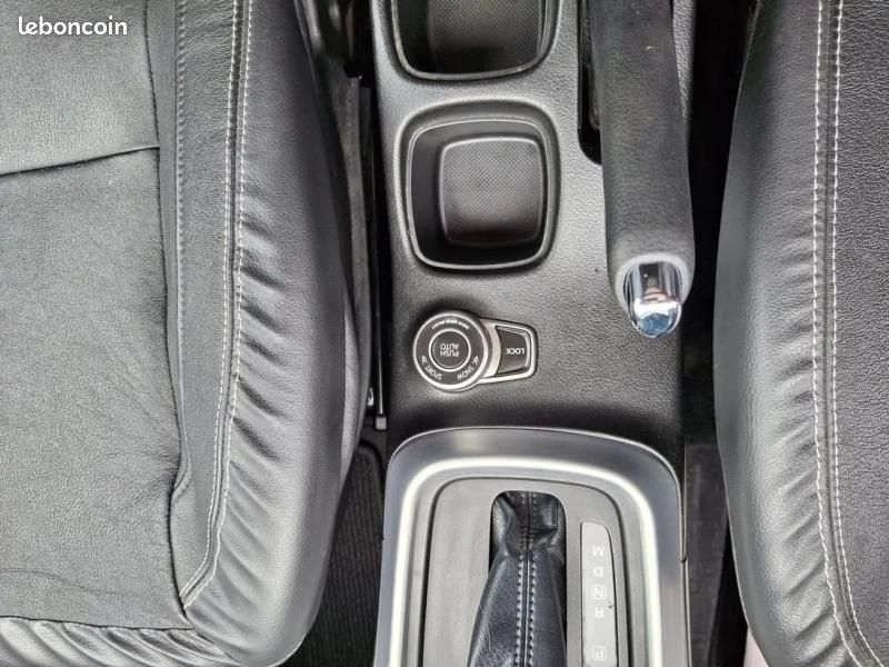 Suzuki SX4 S-Cross 1.6 VVT Style Auto AllGrip (CVT) (image 11)