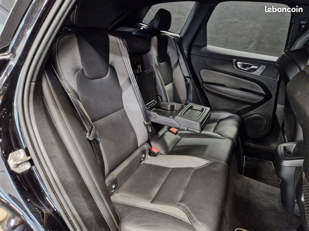 VOLVO XC60 B4 197CH R DESIGN GEARTRONIc (image 29)