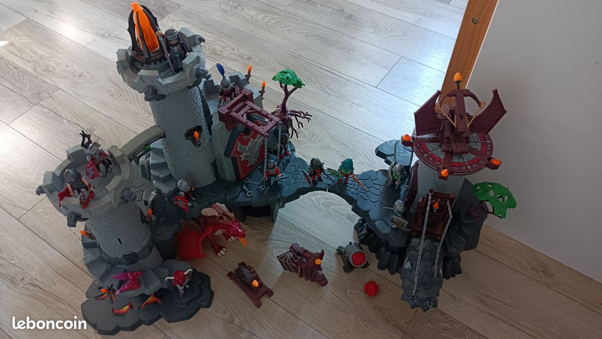 playmobil 4586 SPECIAL CHEVALIER DU DRAGON VERT EN ARME CHATEAU MOYEN