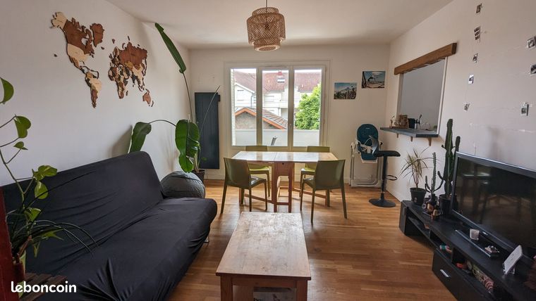 Appartement 3 pièces 67 m² Sud quartier calme