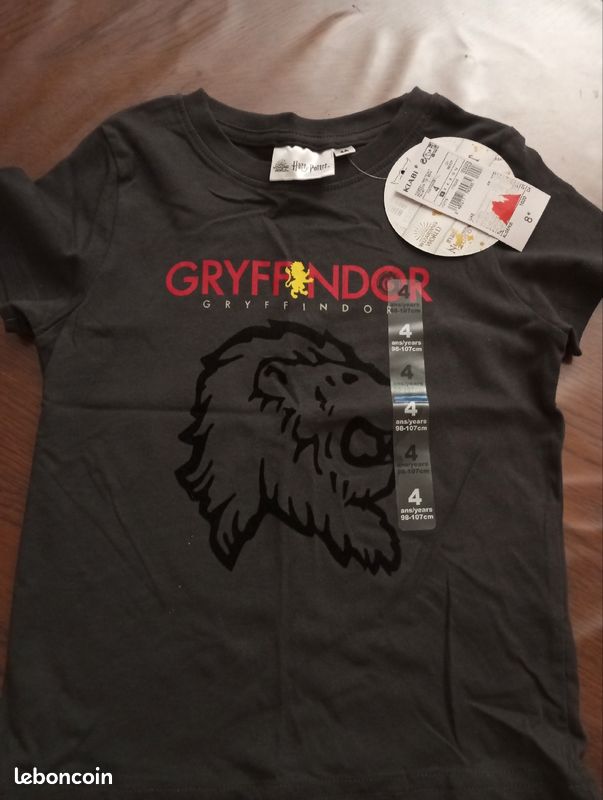 Tee short (image 1)