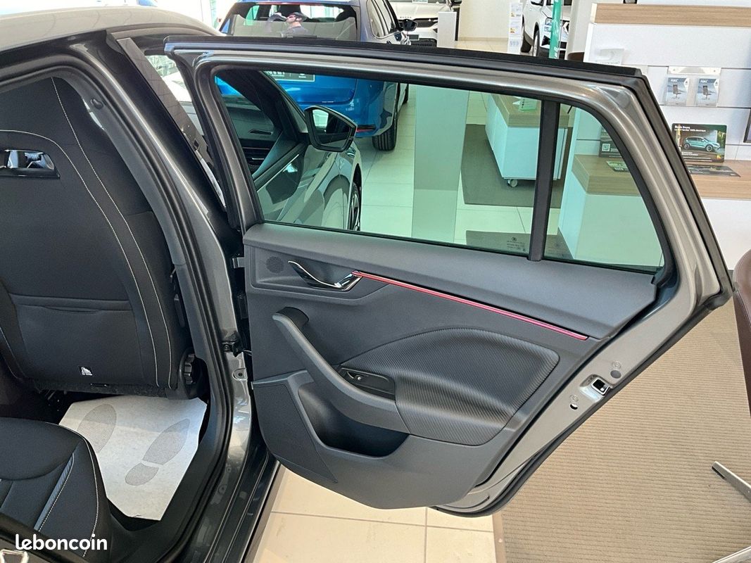 SKODA Scala 1.0 TSI Evo 2 116 ch DSG7 Monte-Carlo (image 29)