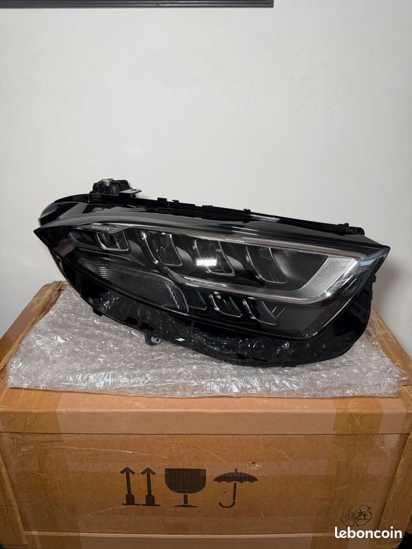Phare Droit Complet Mercedes W257 CLS High Performance (image 1)