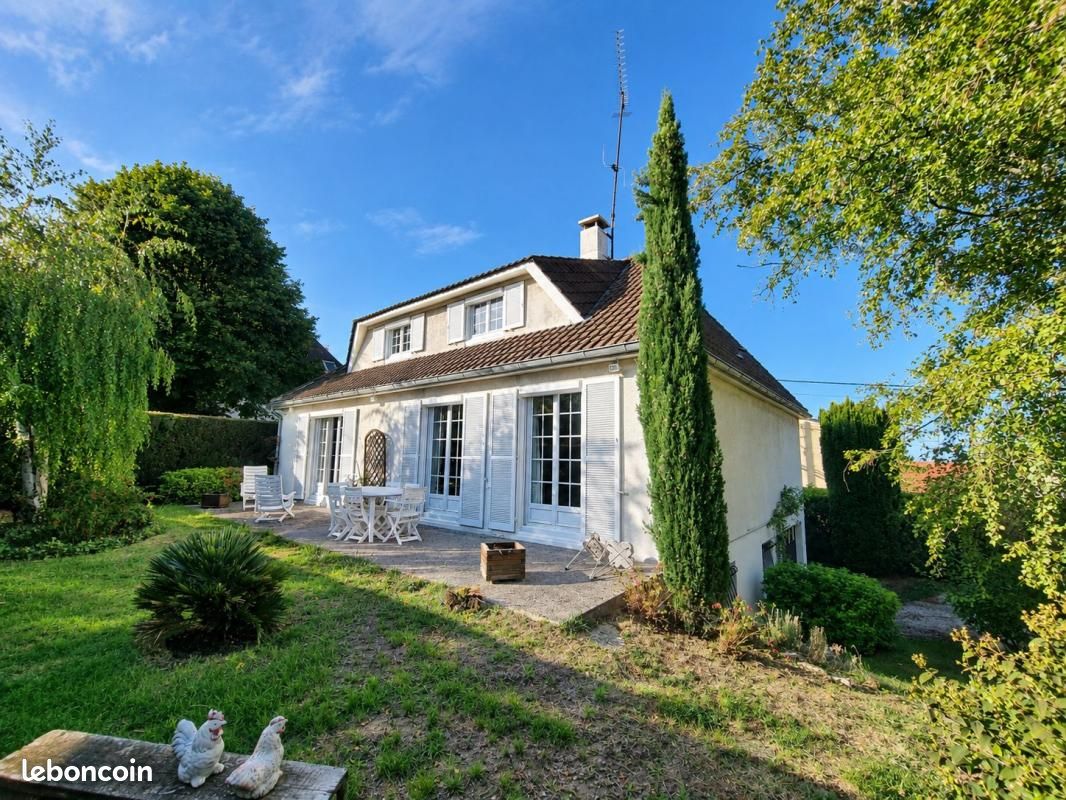 Maison 6 pièces 160 m² · à Domont · 160 m² · 479 000 €