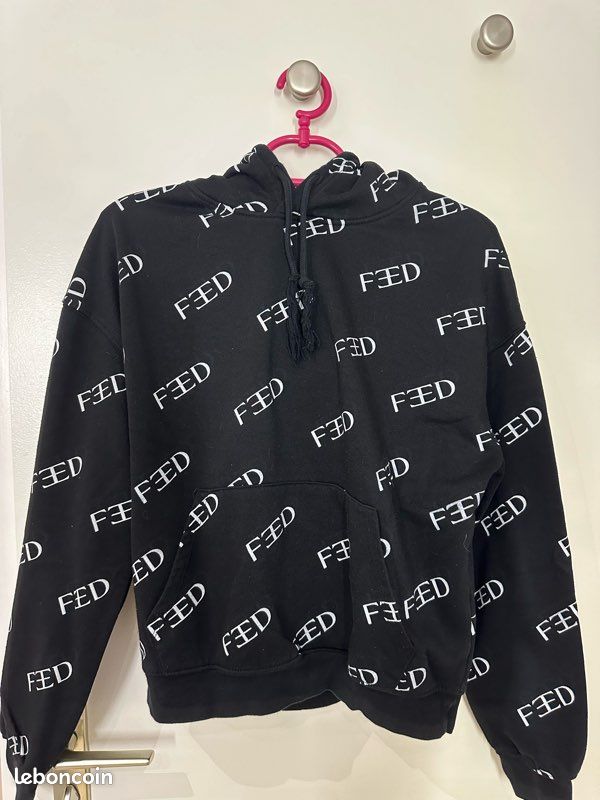 Pull Eva Queen Jennyfer Vêtements