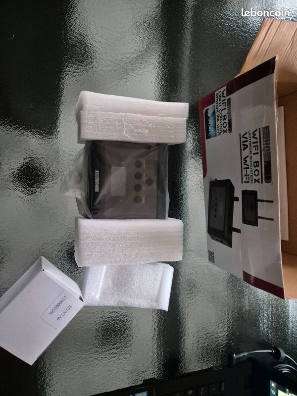 Contrôleur DMX HF -Wifi - FlareCON ou WIFI-Box (D-Fi) (image 1)