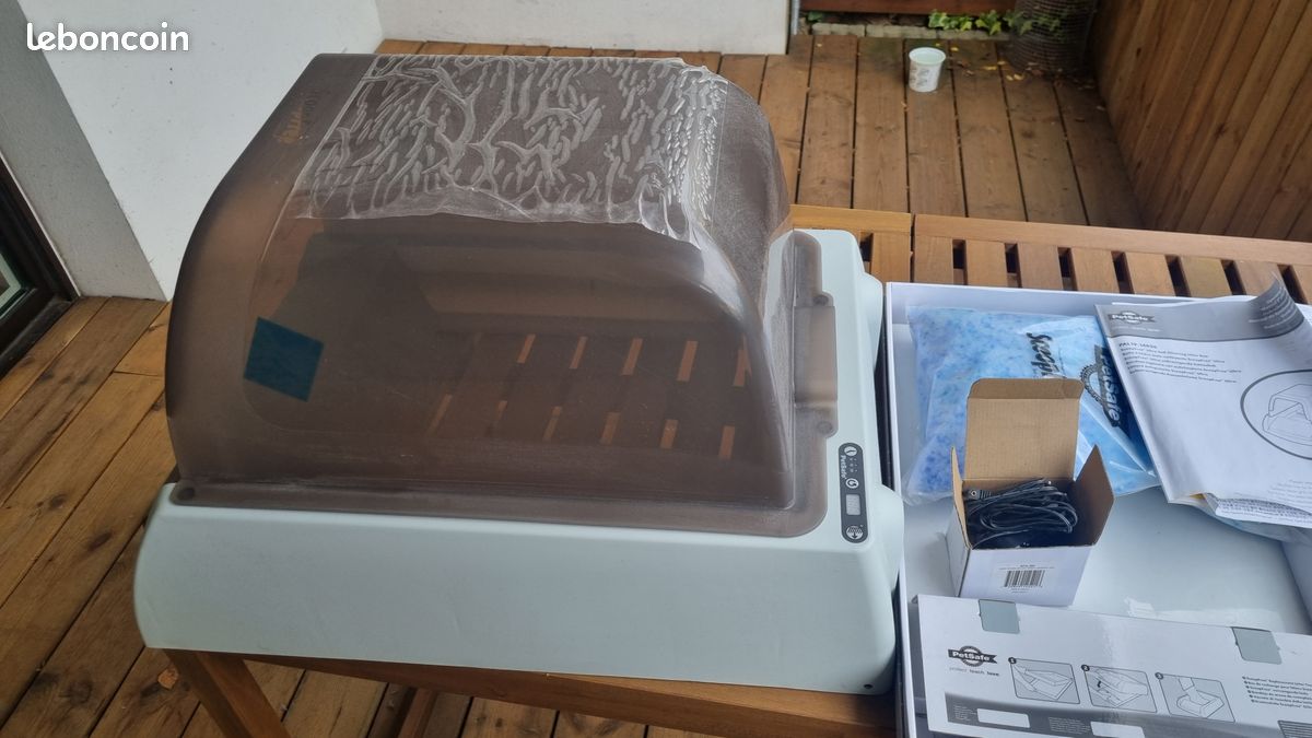 Vends Littiere automatique pour chat (image 1)