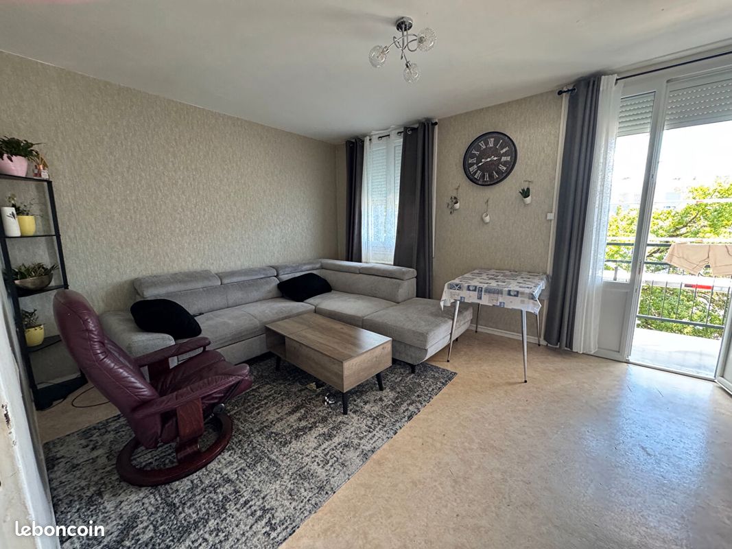 Appartement 4 pièces 71 m² · à Roanne · 71 m² · 79 900 €
