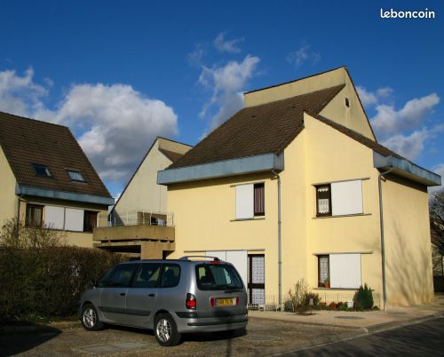 Appartement 4 pièces 110 m² · à Mehun-sur-Yèvre · 110 m² · 607 €/mois