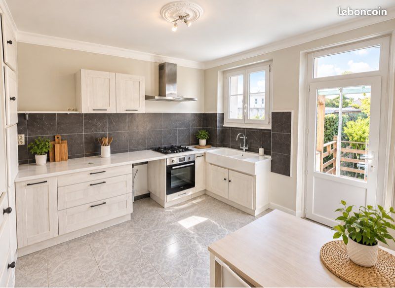 Maison 6 pièces 142 m² · à Châteauroux · 142 m² · 180 000 €
