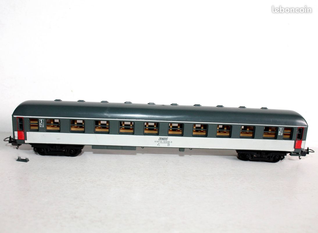 Voiture Voyageurs HO Lima CIWL N°4004 - échelle 1/87, Excellent état, Modèle Italien Vintage