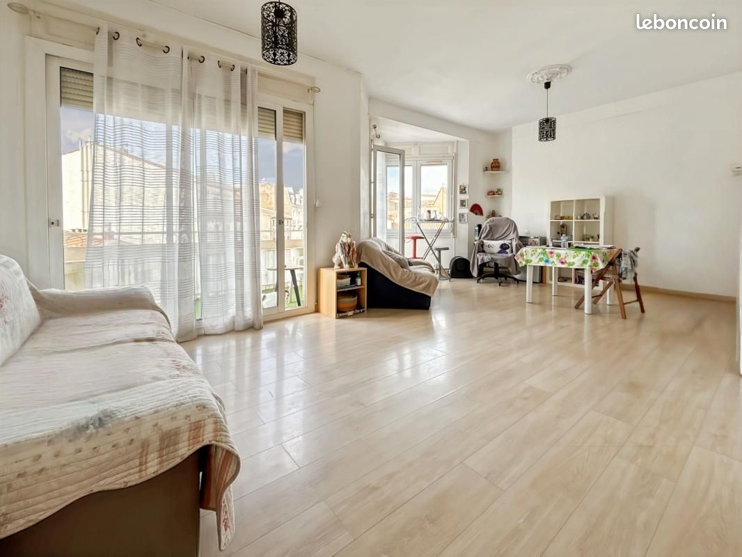 Appartement 3 pièces 75 m² · à Béziers · 75 m² · 92 000 €