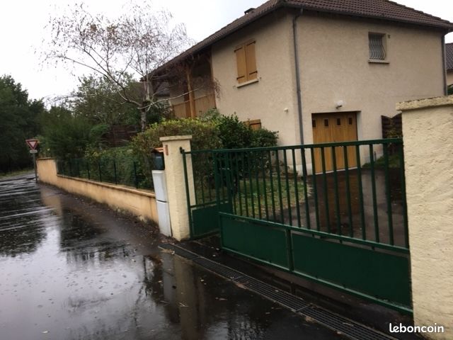 Maison 4 pièces 89 m² · à Biars-sur-Cère · 89 m² · 803 €
