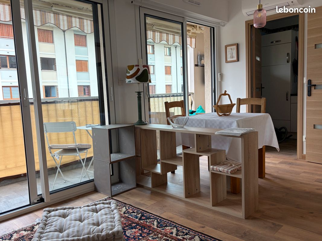 Appartement 1 pièce 28 m² · à Annecy · 28 m² · 890 €/mois