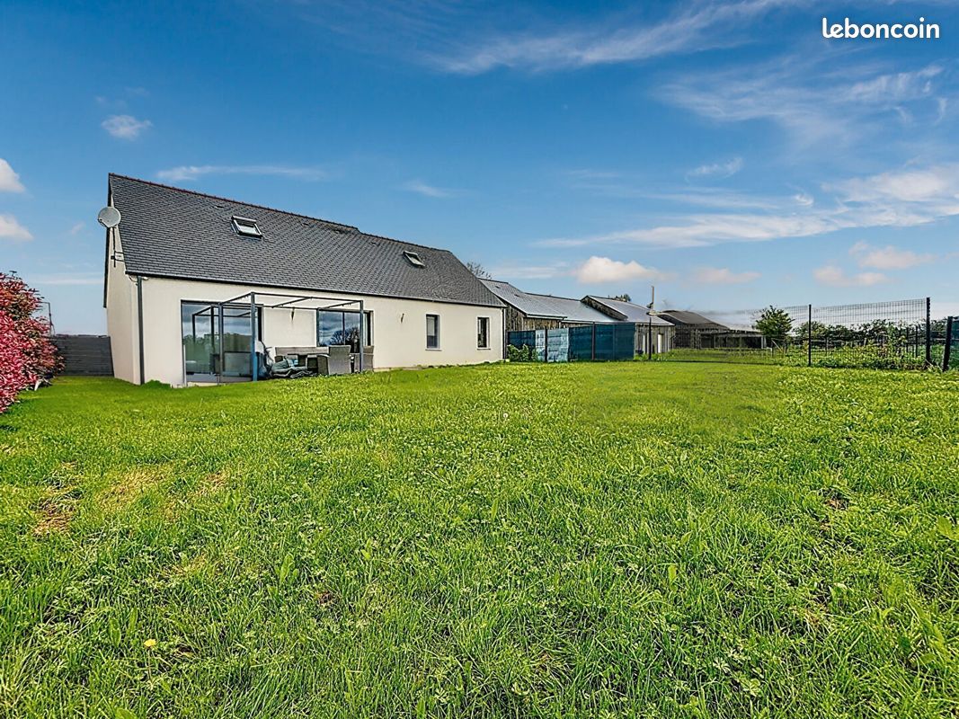 Maison 6 pièces 168 m² · à Le Lion-d'Angers · 168 m² · 299 990 €