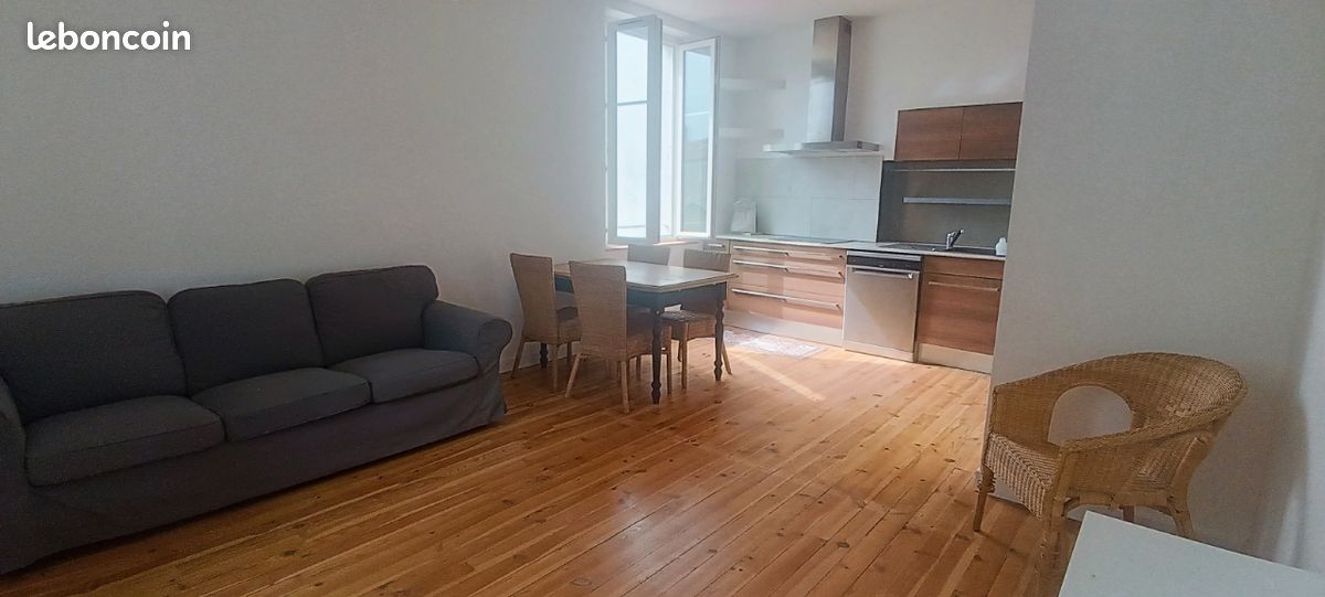 Appartement 4 pièces 80 m² · à Pau · 80 m² · 1 100 €/mois