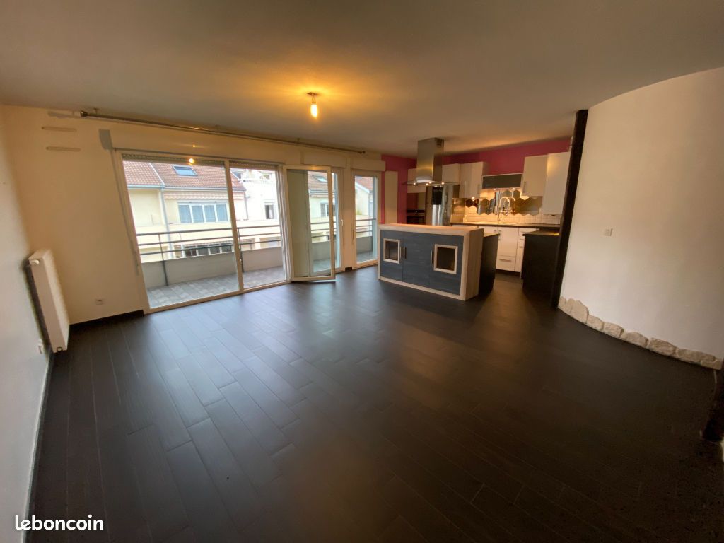 Appartement 3 pièces 70 m² · à Gaillard · 70 m² · 1 670 €/mois