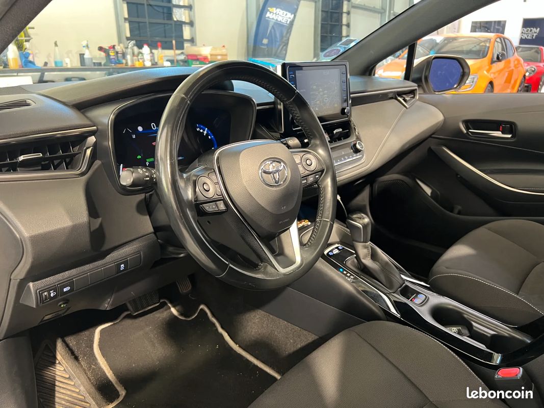 TOYOTA Corolla Touring Sport 2.0 Hybrid 184ch Design - TOIT OUVRANT - ENTRETIEN COMPLET TOYOTA (image 8)