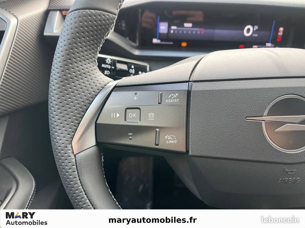 OPEL Grandland 1.2 Turbo Hybrid 145 ch e-DCT6 GS (image 26)