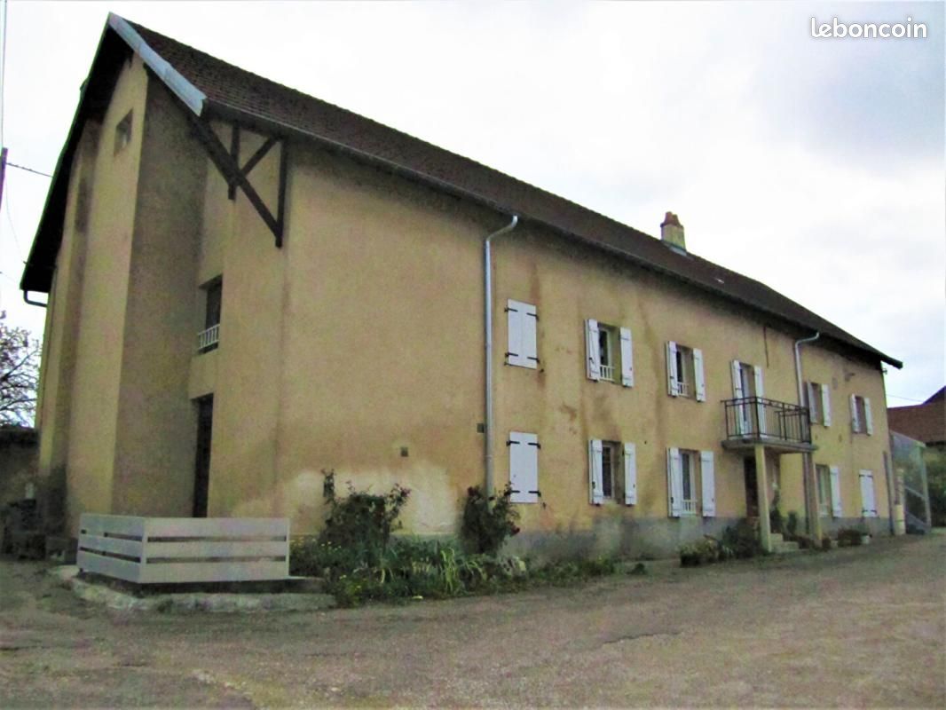 Immeuble 4 pièces 430 m² · à Vesoul · 430 m² · 197 900 €