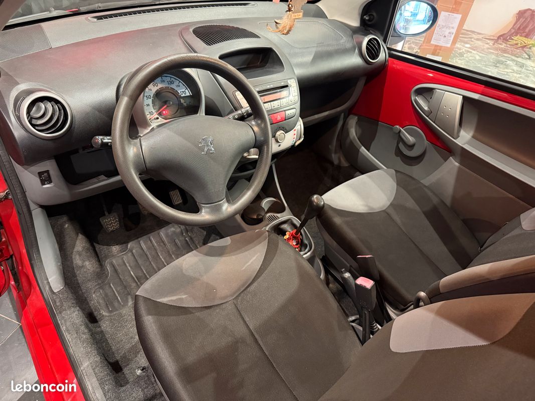Peugeot 107 1.0 68ch Trendy (image 3)