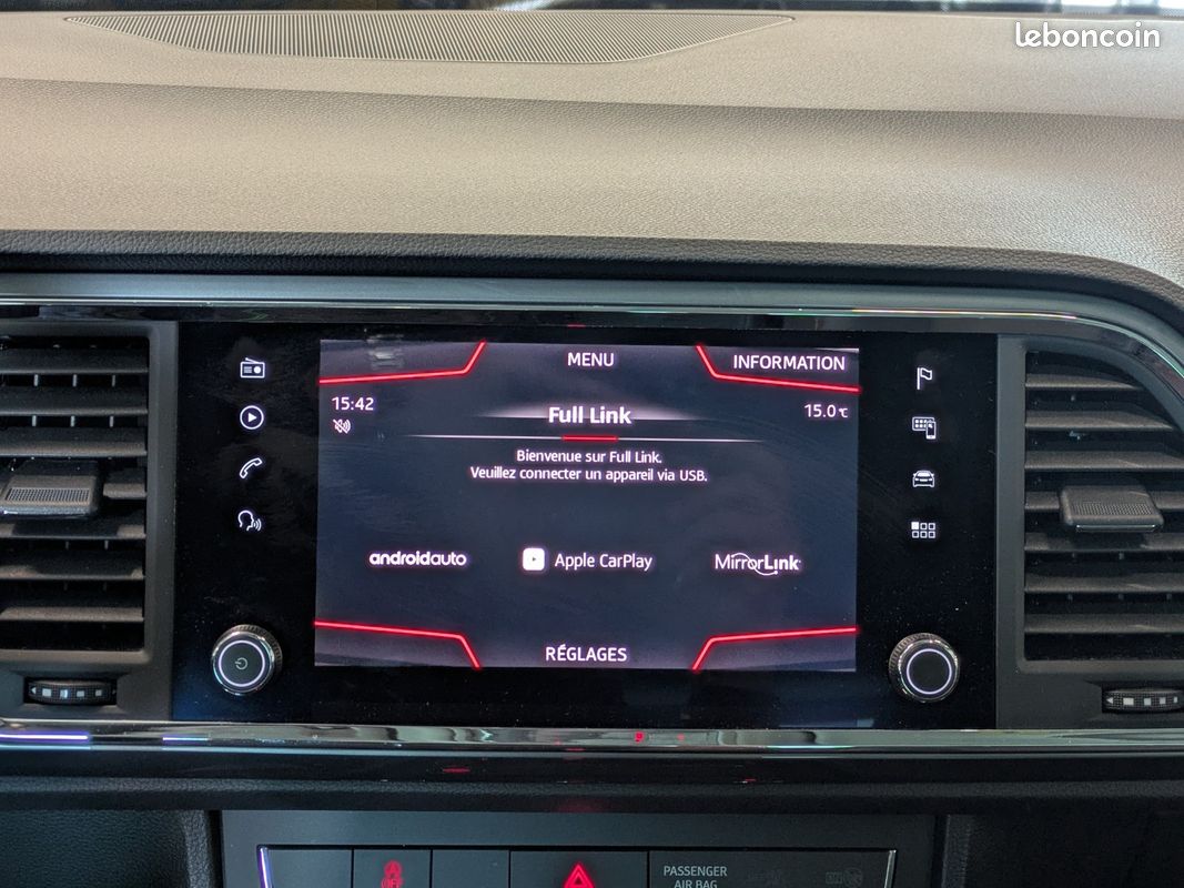 SEAT ATECA 1.5 TSI 150cv ACT Start/Stop DSG7 Style / GPS / Caméra de recul / CarPlay (image 8)