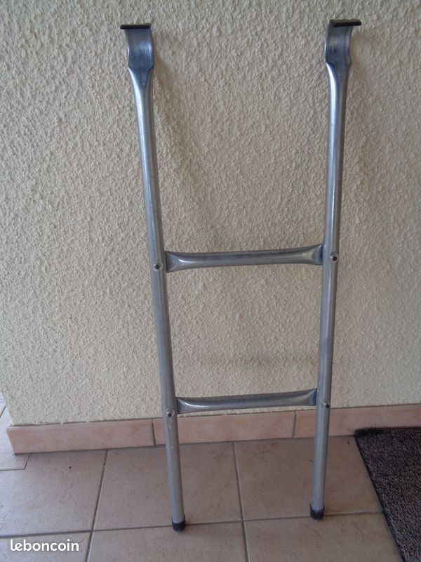 Echelle pour trampoline de 305cm en acier (image 2)