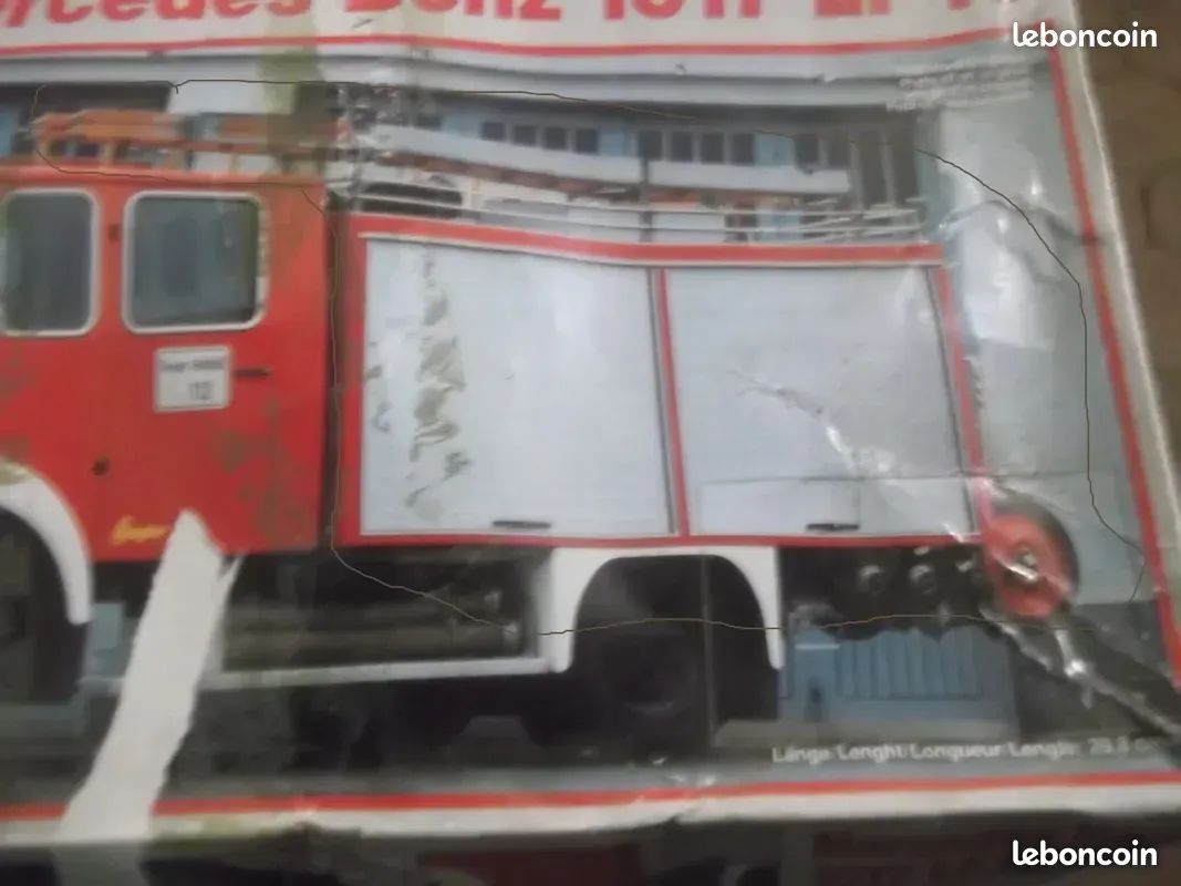 Maquette Revell 1/24 Mercedes-Benz 1017 LF 16 - Camion De Pompiers