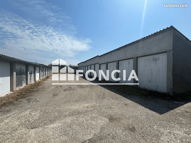 Stationnement à louer 70 - MONTAUBAN 82000 · 70 €/mois