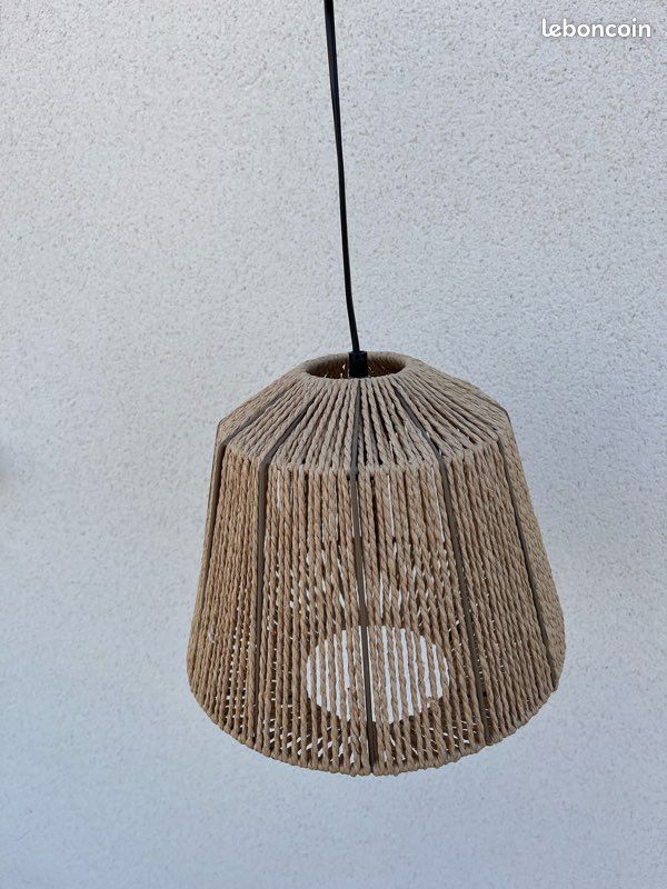 Suspension (image 1)