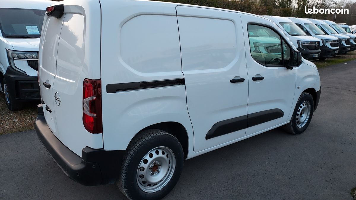 Opel COMBO CARGO M 1000KG BLUEHDI 100CH S&S +PLANCHER BOIS (image 7)
