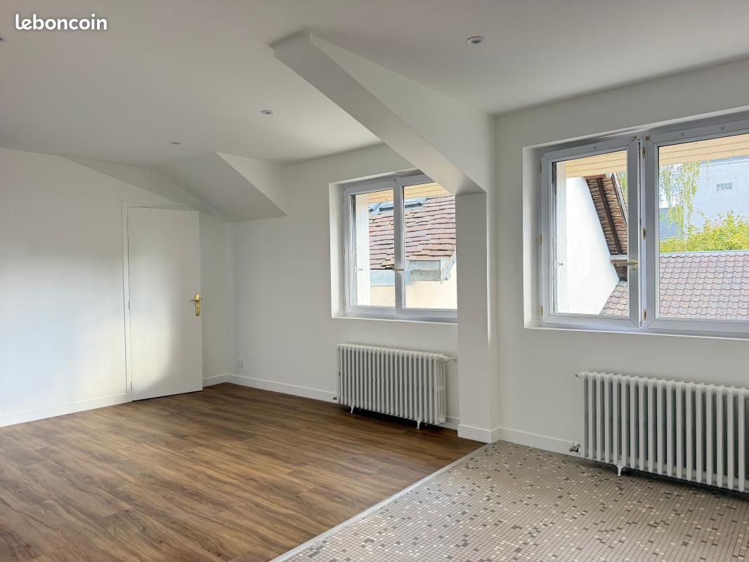 Appartement 3 pièces 60 m² · à Esbly · 60 m² · 1 050 €/mois